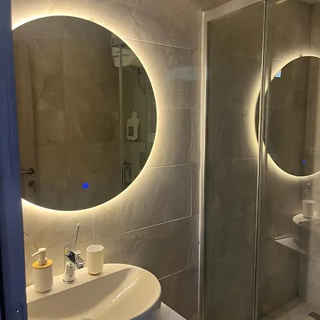 Free Parking Square Vanilla 3* سكوبجي