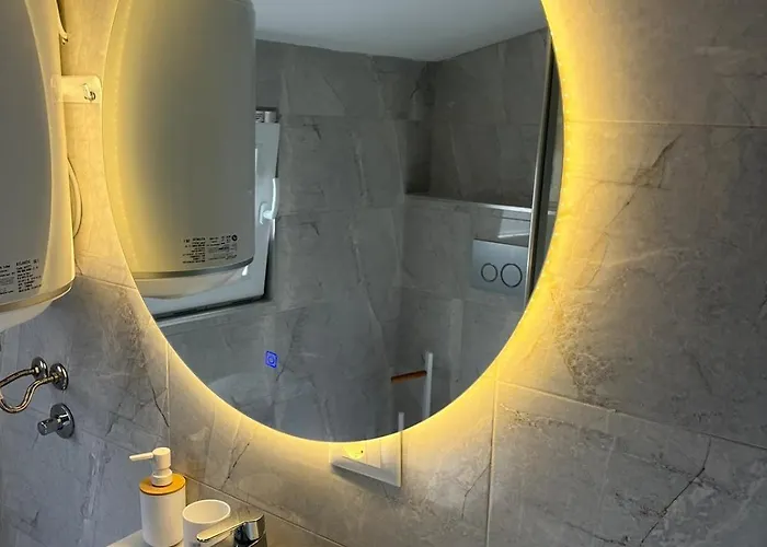 Free Parking Square Vanilla Aparthotel Skopje